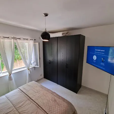 Excellent With Super View