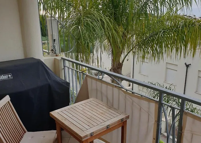 Excellent With Super View